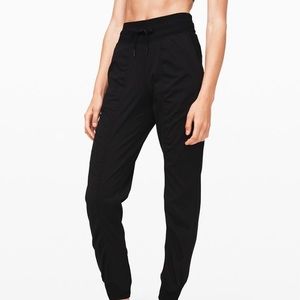 Lululemon athletica dance studio jogger